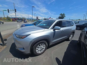 2025 Toyota Grand Highlander XLE