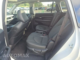 2025 Toyota Grand Highlander XLE - miniatura 13