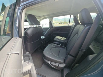 2025 Toyota Grand Highlander XLE - miniatura 13