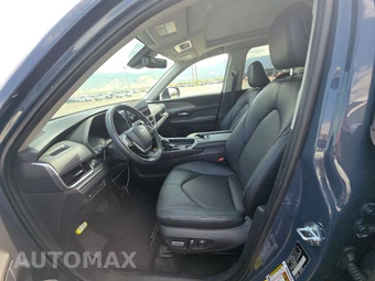 2025 Toyota Grand Highlander XLE - miniatura 7