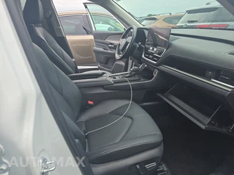 2025 Toyota Grand Highlander XLE - miniatura 8