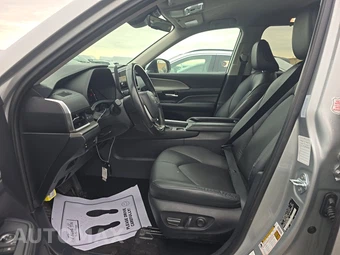 2025 Toyota Grand Highlander XLE - miniatura 7