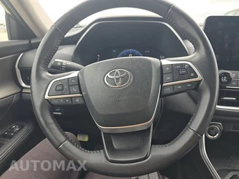 2025 Toyota Grand Highlander XLE - miniatura 10