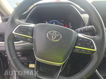 2025 Toyota Grand Highlander XLE - miniatura 10