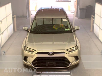 2025 Toyota Grand Highlander XLE - miniatura 2