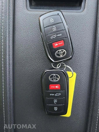 2025 Toyota Grand Highlander XLE - miniatura 8