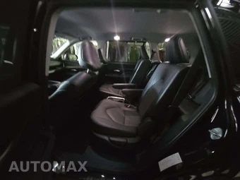 2025 Toyota Grand Highlander XLE - miniatura 13
