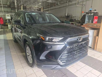 2025 Toyota Grand Highlander XLE - miniatura 4