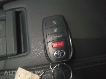 2025 Toyota Grand Highlander XLE - miniatura 8