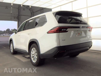 2025 Toyota Grand Highlander XLE - miniatura 8