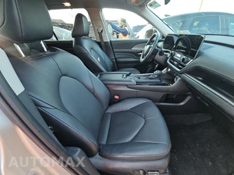 2025 Toyota Grand Highlander XLE - miniatura 8