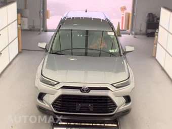 2025 Toyota Grand Highlander XLE - miniatura 2