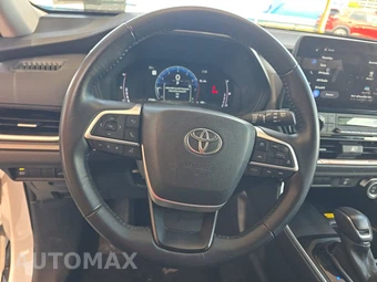 2025 Toyota Grand Highlander XLE - miniatura 10