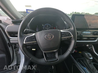 2025 Toyota Grand Highlander XLE - miniatura 10