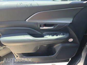 2025 Toyota Grand Highlander XLE - miniatura 9