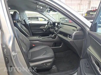 2025 Toyota Grand Highlander XLE - miniatura 8