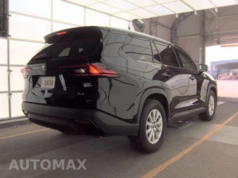 2025 Toyota Grand Highlander XLE - miniatura 4