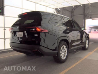 2025 Toyota Grand Highlander XLE - miniatura 4
