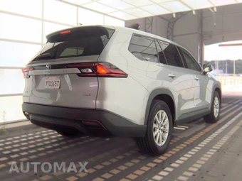 2025 Toyota Grand Highlander XLE - miniatura 4
