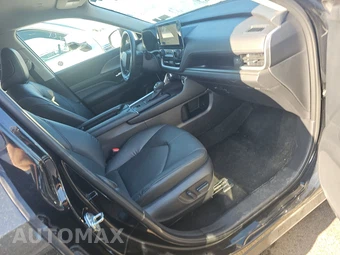 2025 Toyota Grand Highlander XLE - miniatura 8