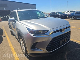 2025 Toyota Grand Highlander XLE - miniatura 3