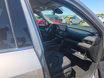 2025 Toyota Grand Highlander XLE - miniatura 8