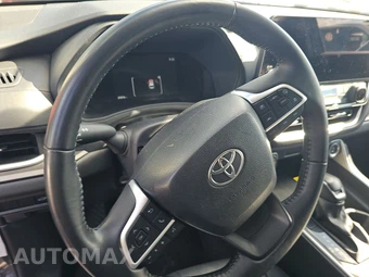 2025 Toyota Grand Highlander XLE - miniatura 10