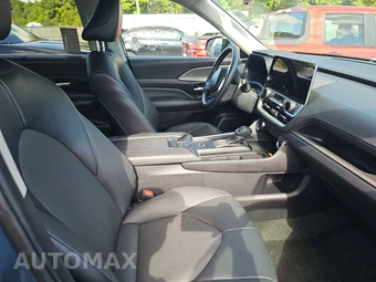 2025 Toyota Grand Highlander XLE - miniatura 8