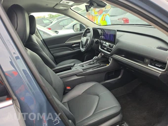 2025 Toyota Grand Highlander XLE - miniatura 8