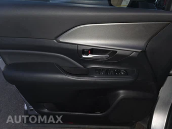 2025 Toyota Grand Highlander XLE - miniatura 9