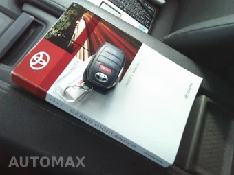 2025 Toyota Grand Highlander XLE - miniatura 4