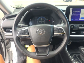 2025 Toyota Grand Highlander XLE - miniatura 10