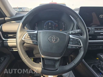 2025 Toyota Grand Highlander XLE - miniatura 10