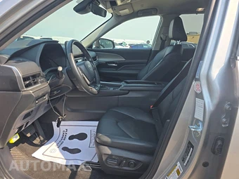2025 Toyota Grand Highlander XLE - miniatura 7