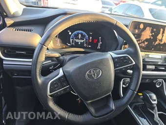 2025 Toyota Grand Highlander XLE - miniatura 10