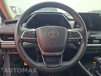 2025 Toyota Grand Highlander XLE - miniatura 10