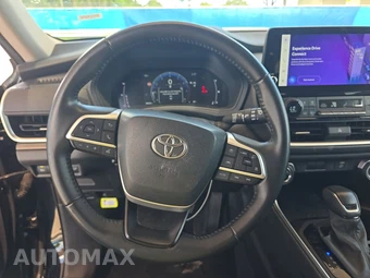 2025 Toyota Grand Highlander XLE - miniatura 10