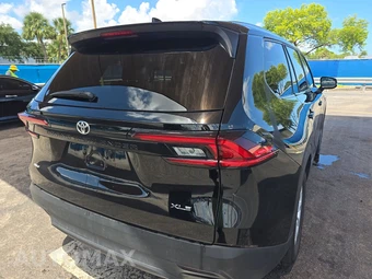 2025 Toyota Grand Highlander XLE - miniatura 4