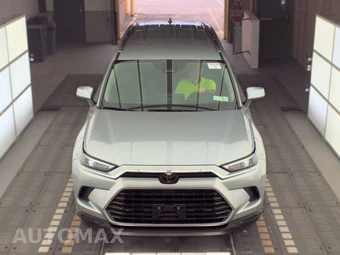 2025 Toyota Grand Highlander XLE - miniatura 2
