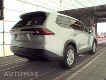 2025 Toyota Grand Highlander XLE - miniatura 4