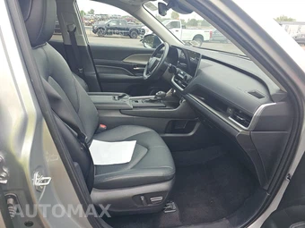 2025 Toyota Grand Highlander XLE - miniatura 8
