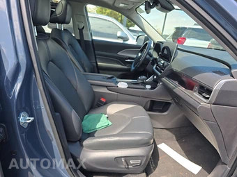 2025 Toyota Grand Highlander XLE - miniatura 8