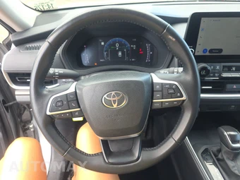 2025 Toyota Grand Highlander XLE - miniatura 10