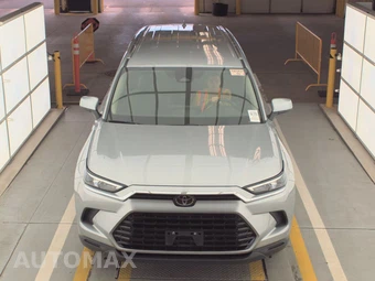 2025 Toyota Grand Highlander XLE - miniatura 2