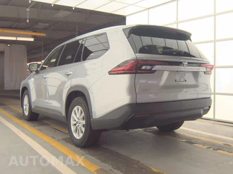 2025 Toyota Grand Highlander XLE - miniatura 6