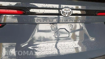 2025 Toyota Grand Highlander XLE - miniatura 24
