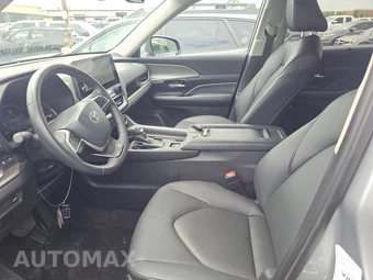 2025 Toyota Grand Highlander XLE - miniatura 7