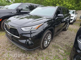 2025 Toyota Highlander Hybrid Platinum