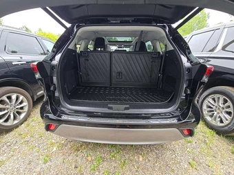 2025 Toyota Highlander Hybrid Platinum - miniatura 15
