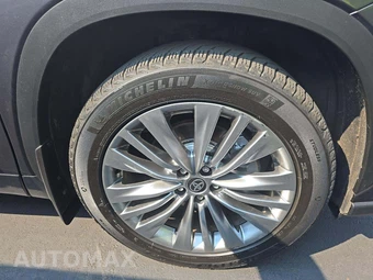 2025 Toyota Highlander Hybrid Platinum - miniatura 21